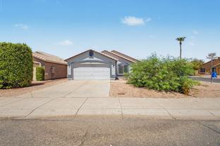 8904 W Edgemont Ave - Photo 1 of 1
