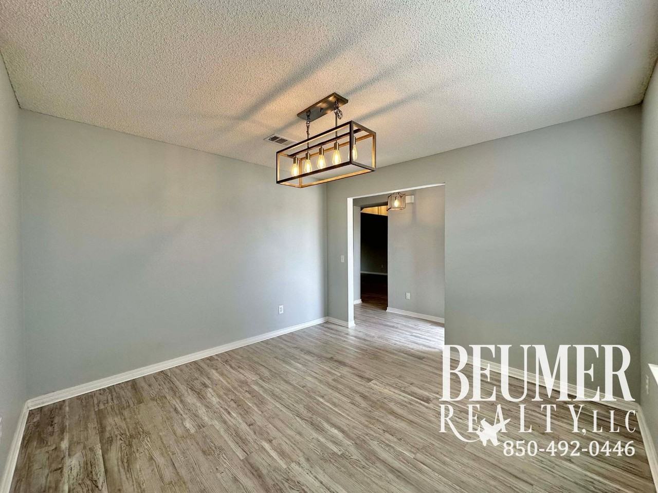 2026 Coral Reef Rd - Photo 4 of 18