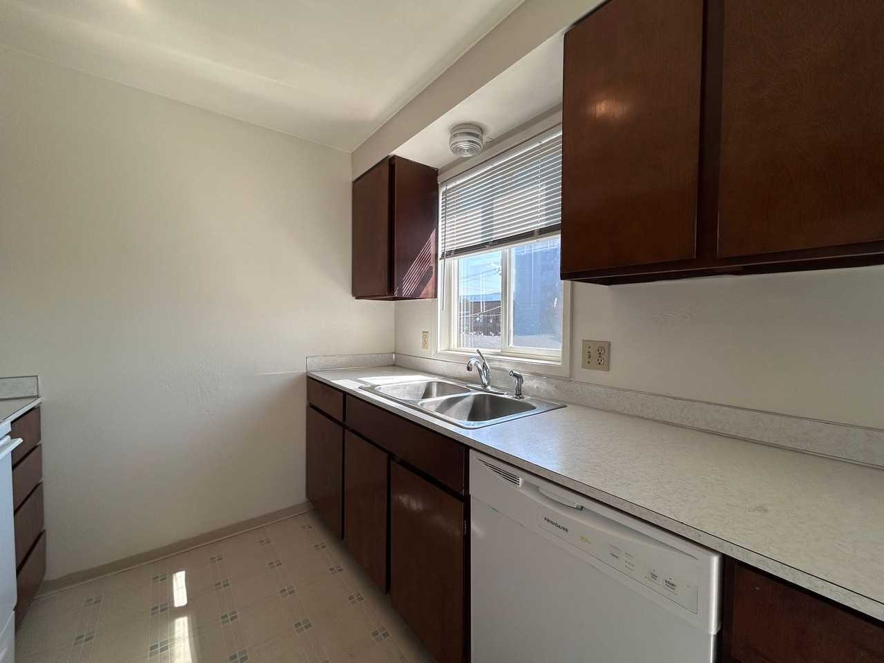 2312 Orleans St #D - Photo 5 of 18