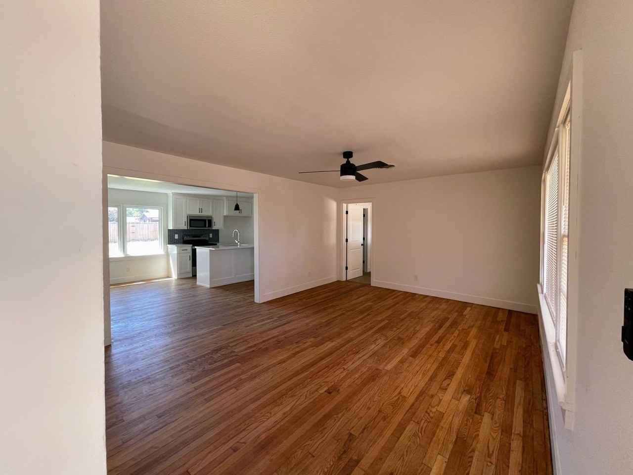 207 N 17th St - Photo 2 of 16