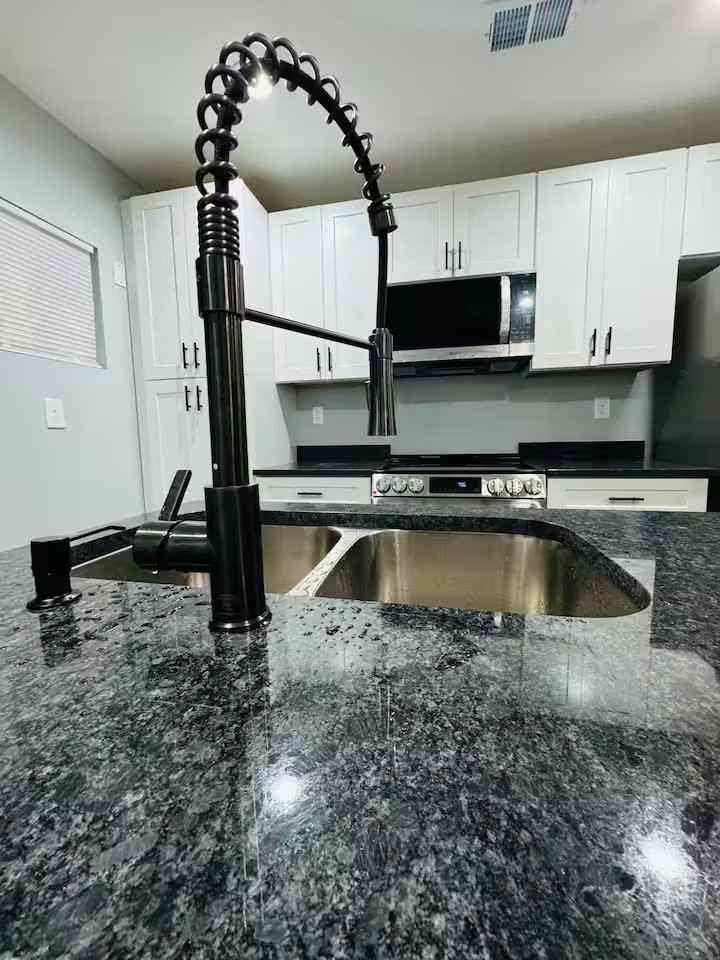 521 Granade Dr - Photo 6 of 19