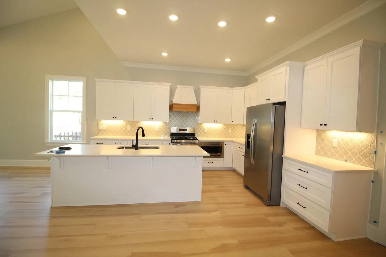 1028 Phelps West Rd - Photo 6 of 24