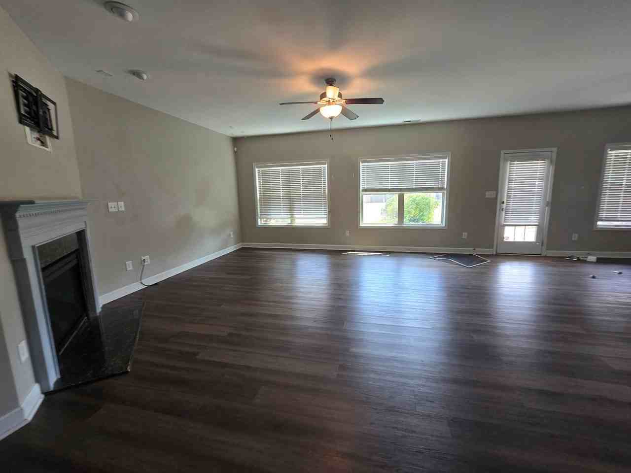 2111 Yates Ranch Rd - Photo 5 of 38