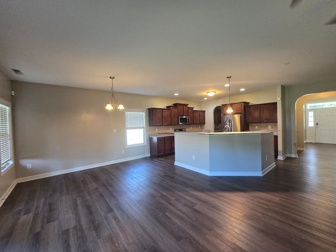 2111 Yates Ranch Rd - Photo 7 of 38