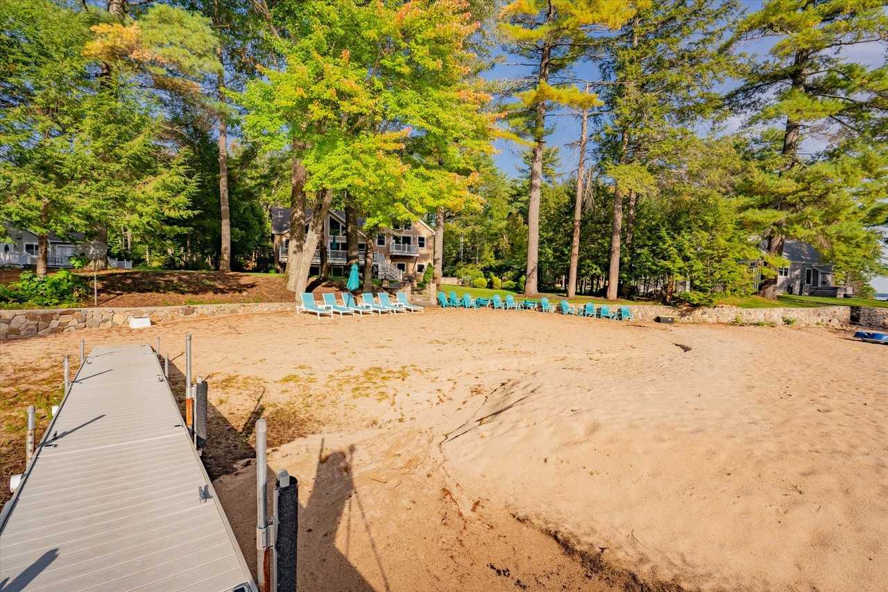 21 Hemlock Pt Rd - Photo 7 of 43