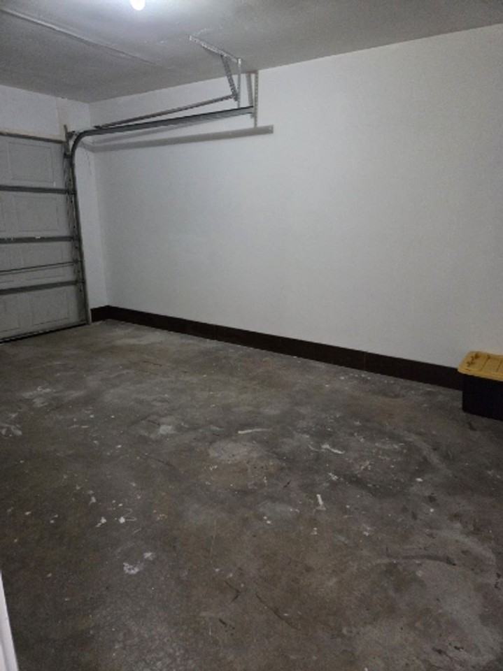182 Sequoia Cir - Photo 3 of 17