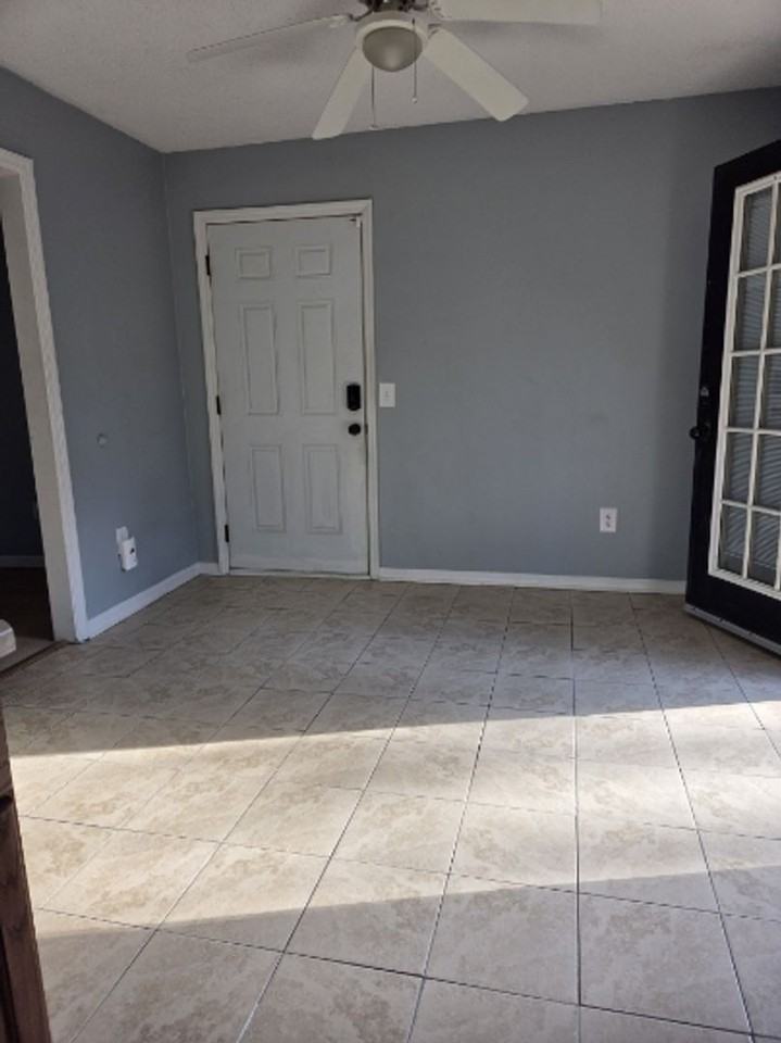 182 Sequoia Cir - Photo 7 of 17