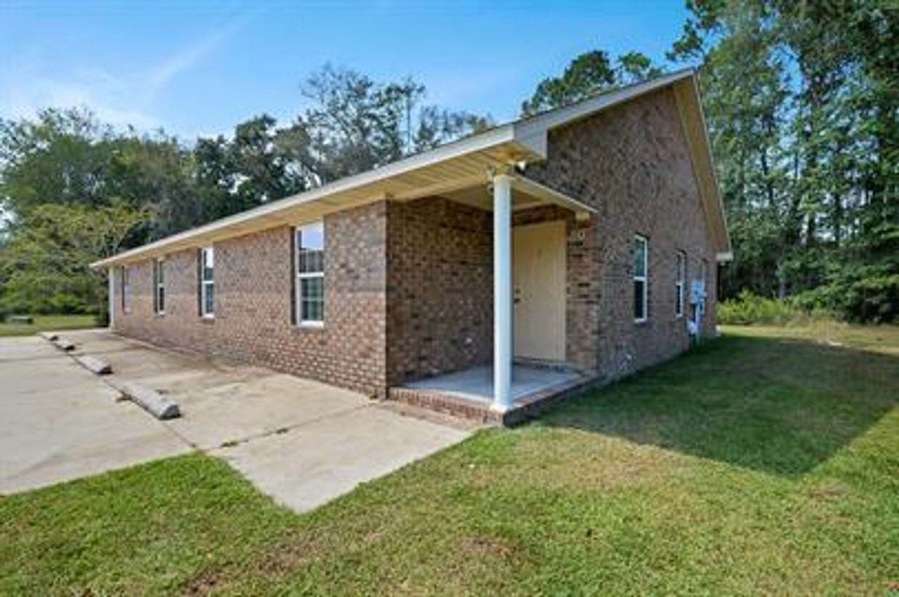 19 Webb Ct Ne - Photo 3 of 11