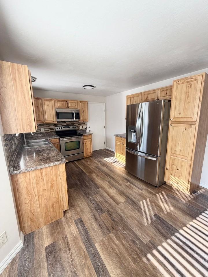 9571 S David St - Photo 4 of 13