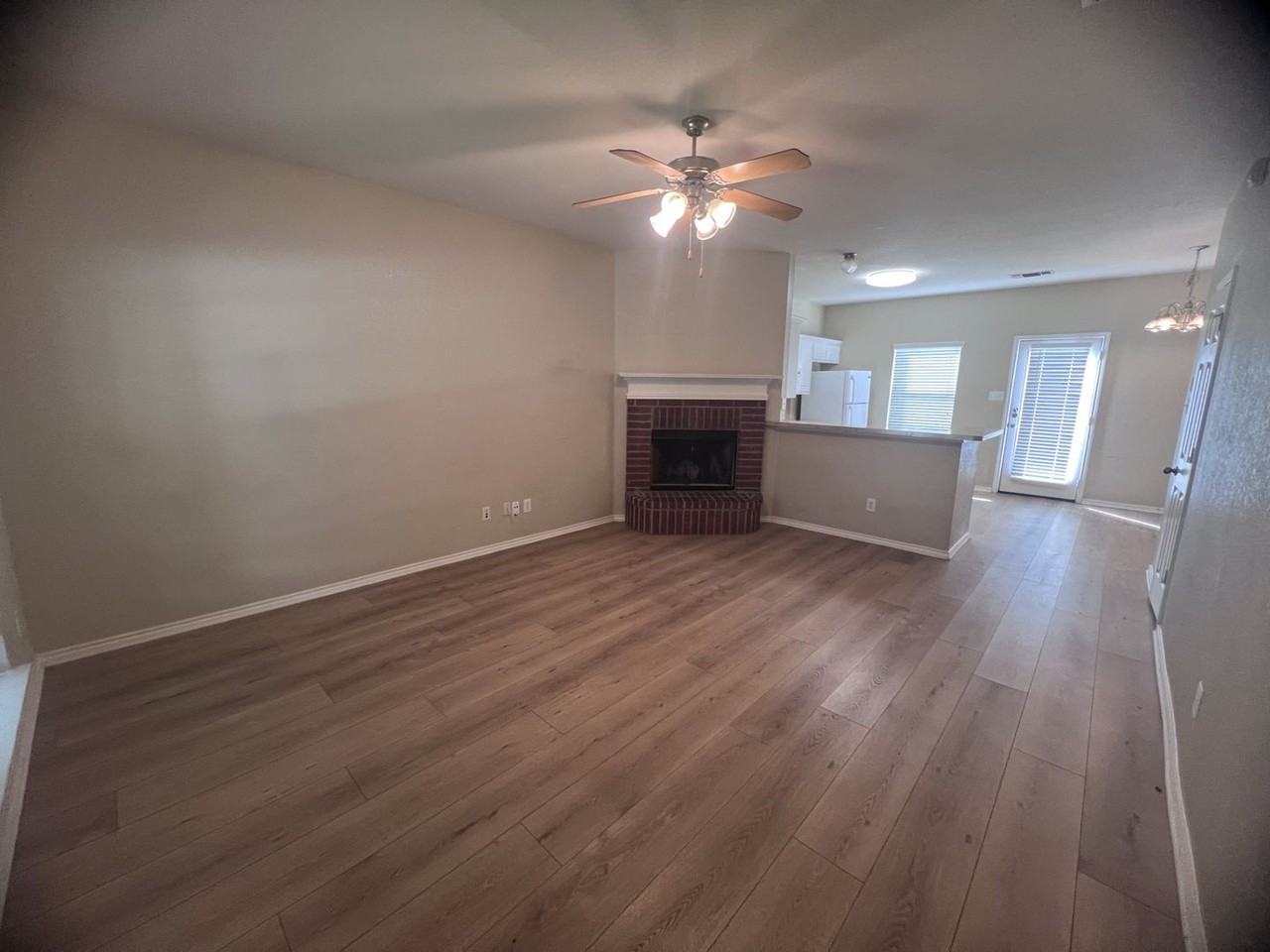 6406 Ithaca Fls - Photo 3 of 23