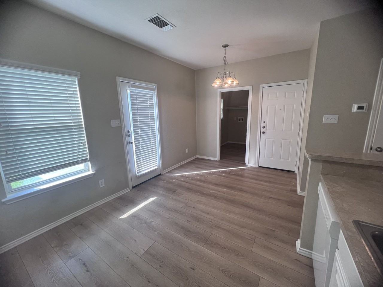 6406 Ithaca Fls - Photo 7 of 23