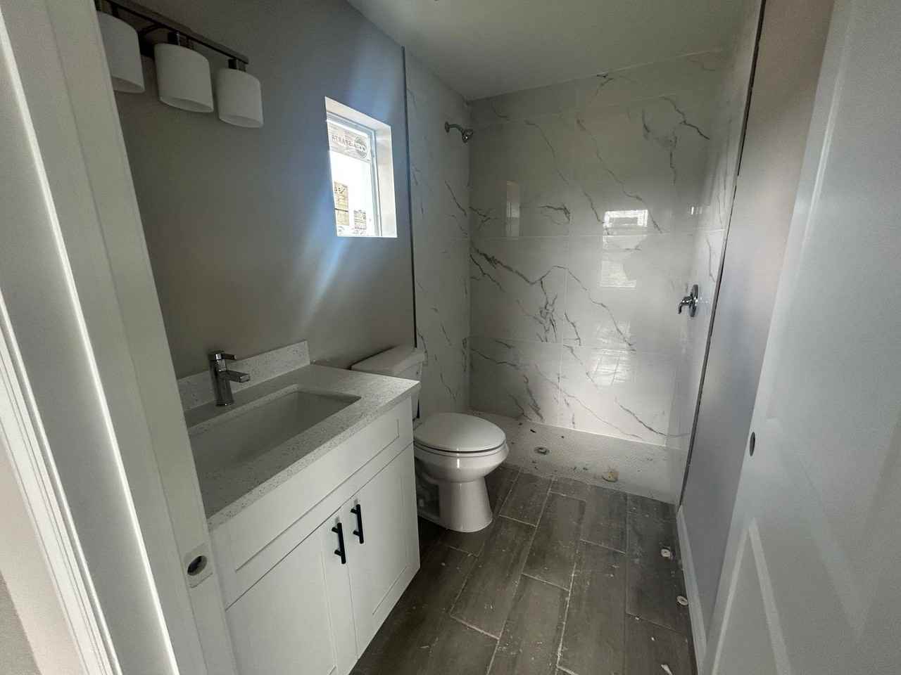 3200 Nw 4th Pl - Photo 7 of 10