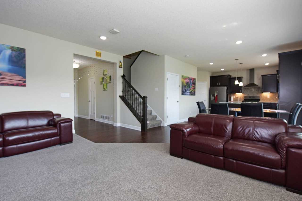 5729 Meridian Way Ne - Photo 5 of 29