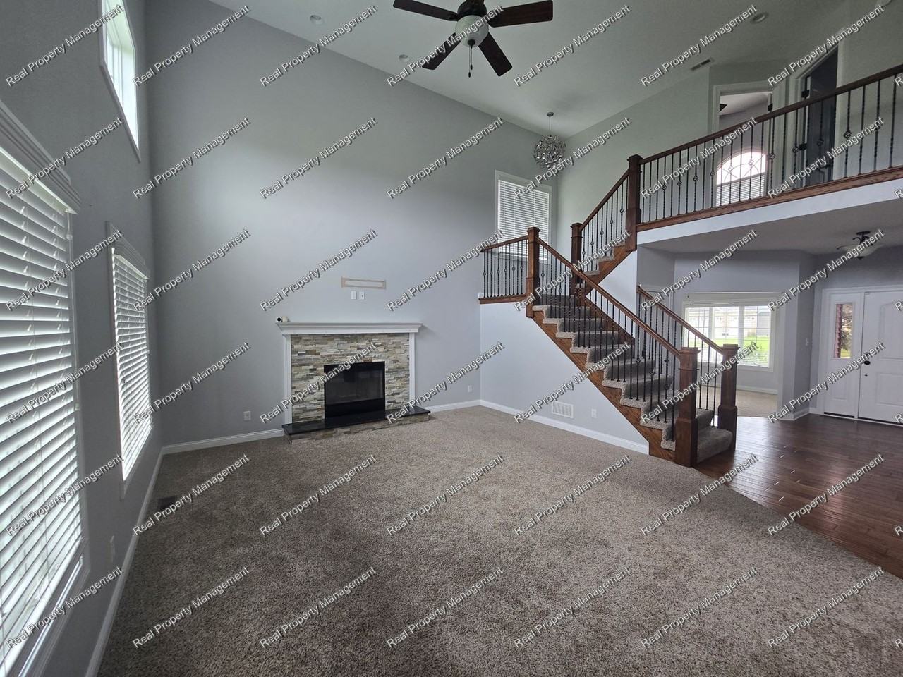 9763 Garden Way - Photo 2 of 28