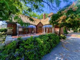 featured image of 527 E 11th Ave
