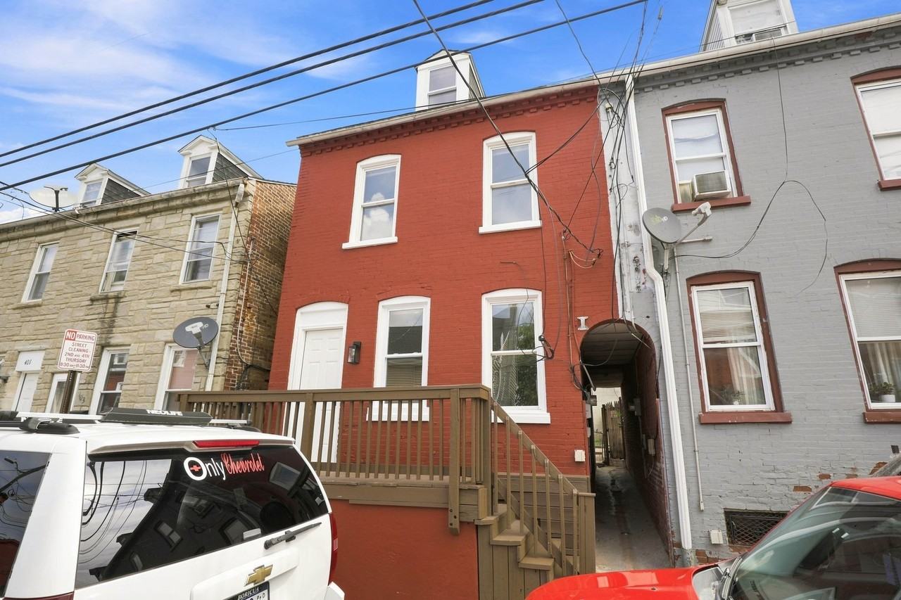 405 Beaver St - Photo 3 of 43
