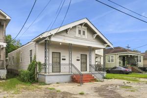 featured image of 1721 France St