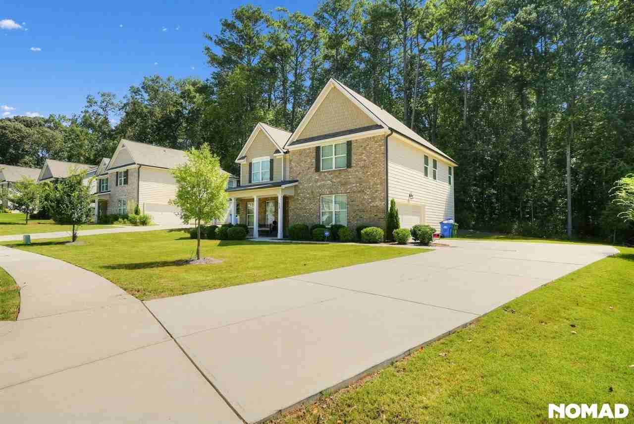 538 Hancock Dr Se - Photo 4 of 38