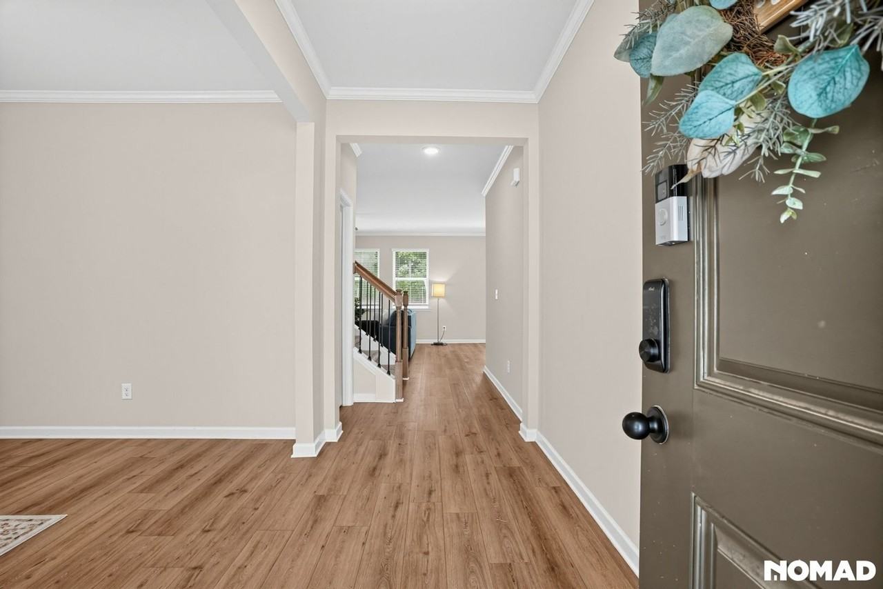538 Hancock Dr Se - Photo 6 of 38