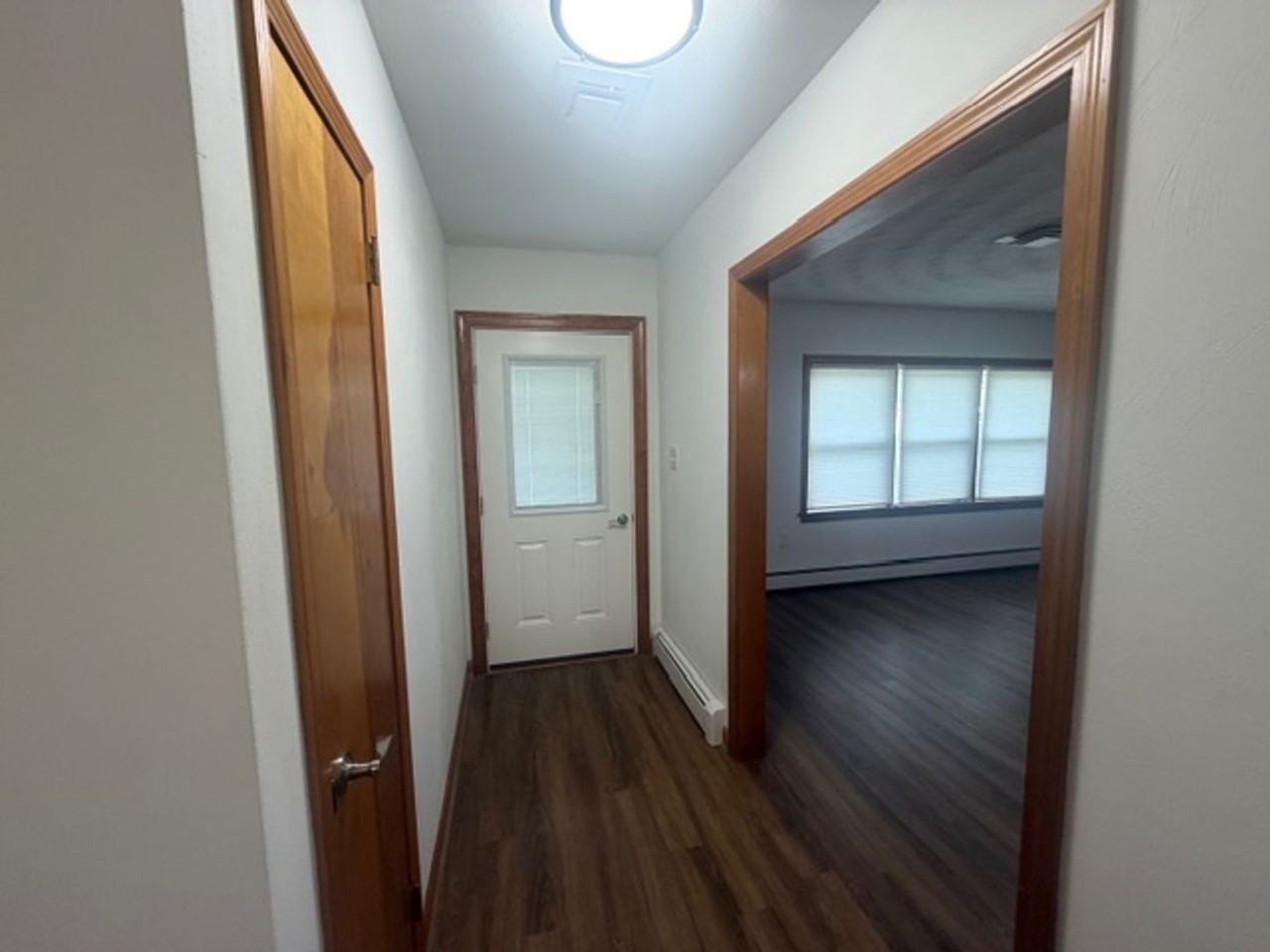 549 Forest Rd - Photo 5 of 47