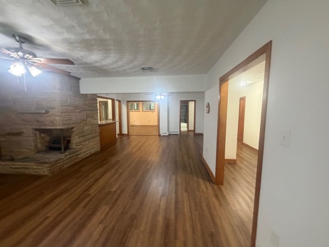 549 Forest Rd - Photo 7 of 47