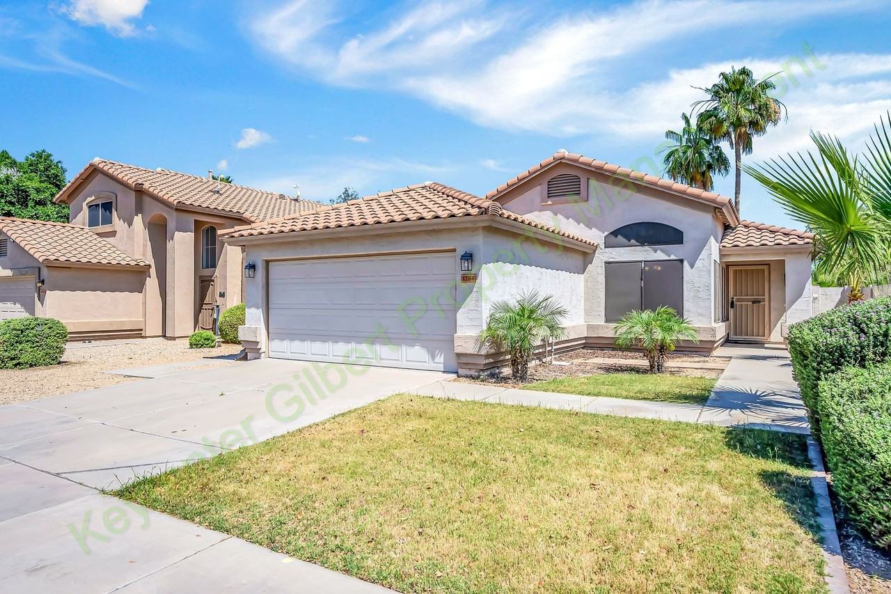 1284 W Kingbird Dr - Photo 4 of 36