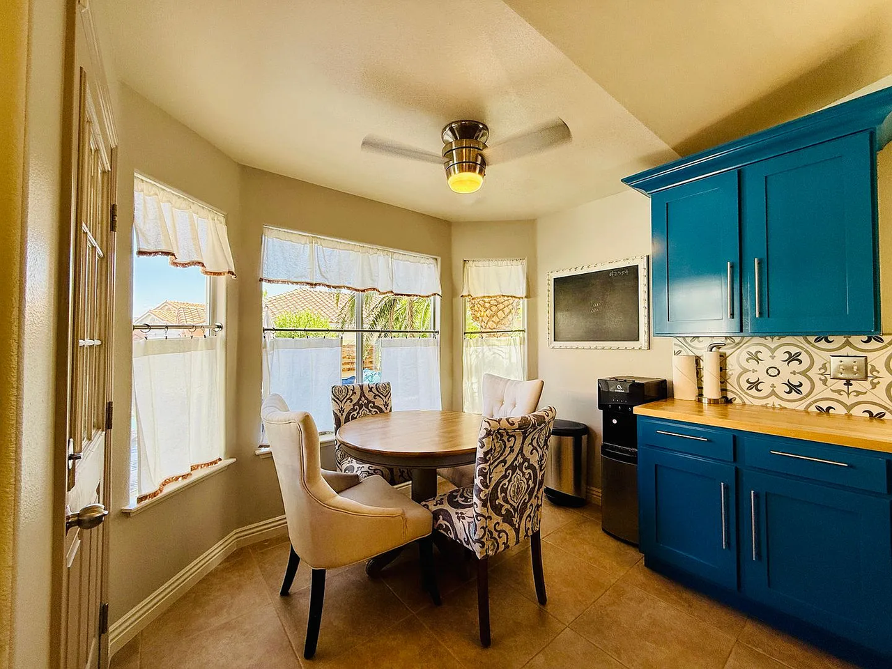 8512 Arch Bay Ln - Photo 6 of 41