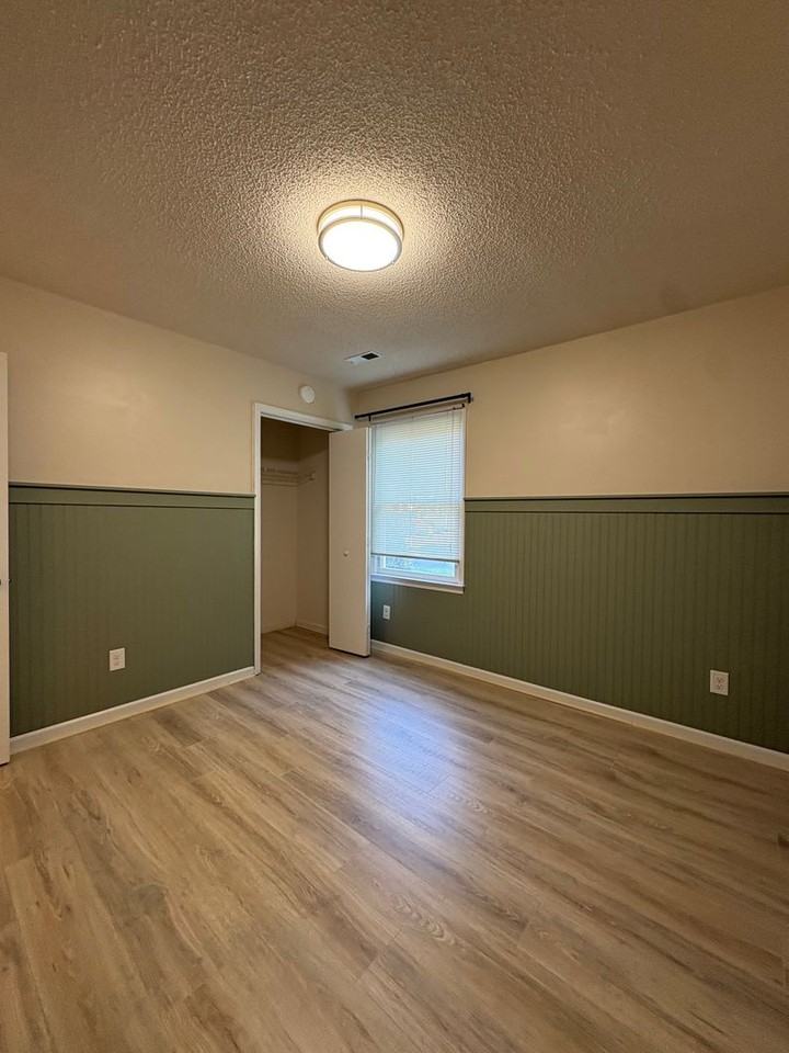 650 Rock Garden Cir - Photo 4 of 14