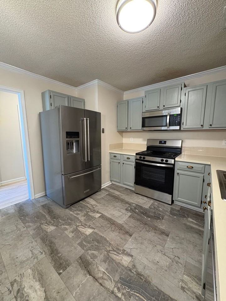 650 Rock Garden Cir - Photo 6 of 14