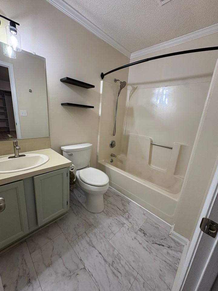650 Rock Garden Cir - Photo 7 of 14