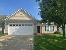 124 Crestwood Dr - Photo 1 of 1