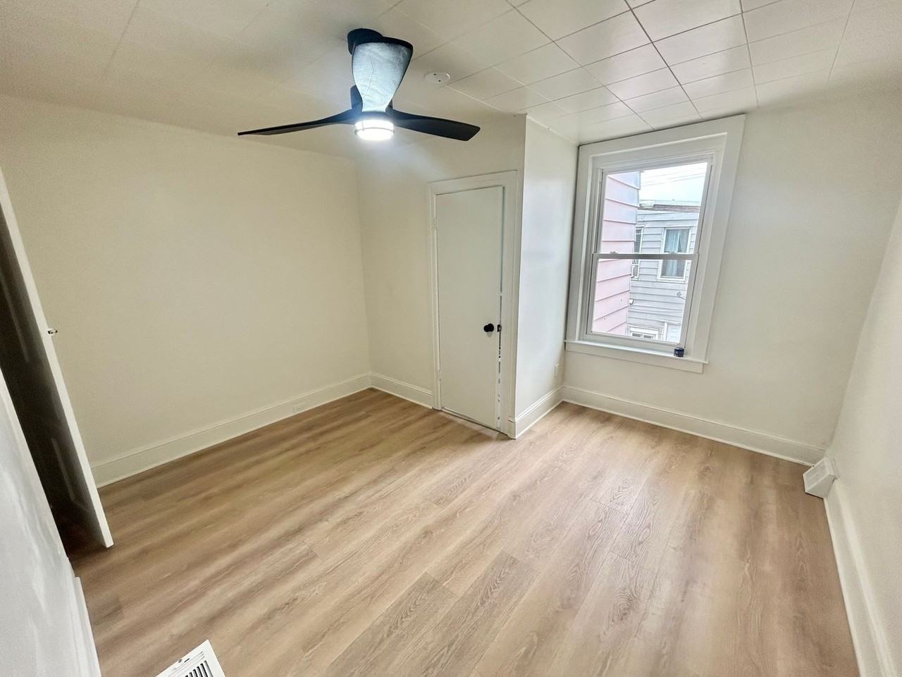 2644 Tilton St - Photo 7 of 10