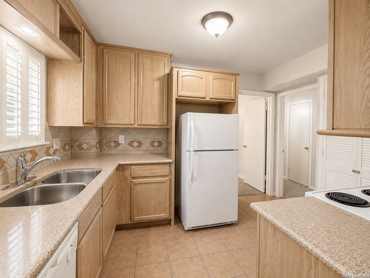 342 E Terra Alta Dr - Photo 7 of 18