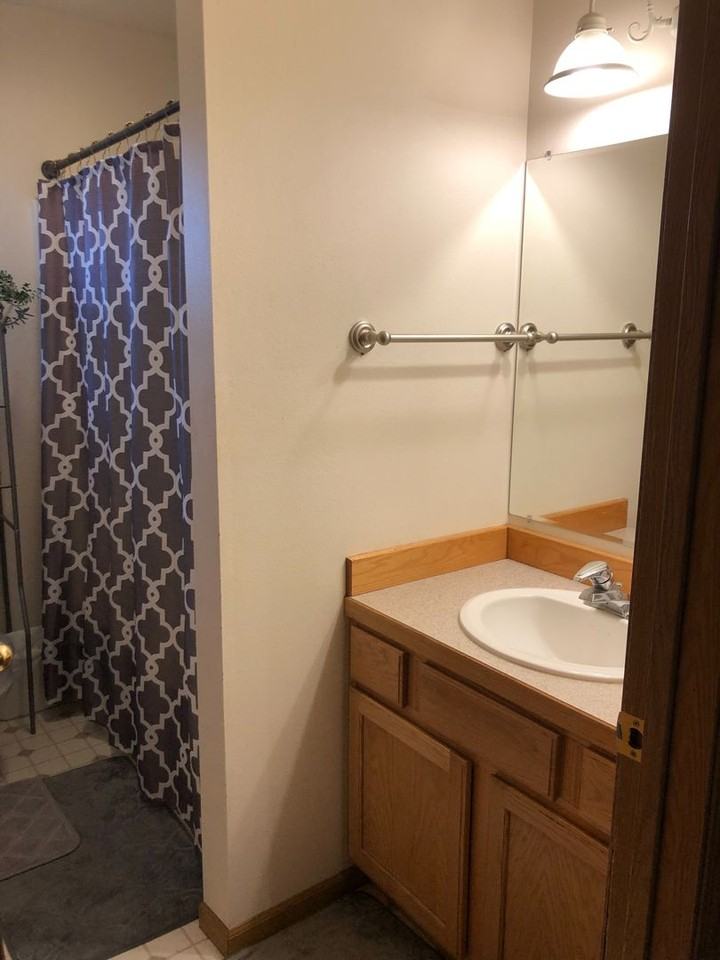 170 Latigo Dr - Photo 2 of 28