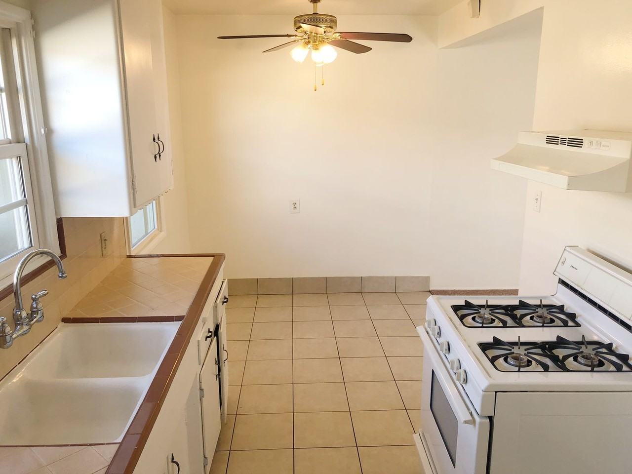 5881 Fullerton Ave #B - Photo 5 of 8