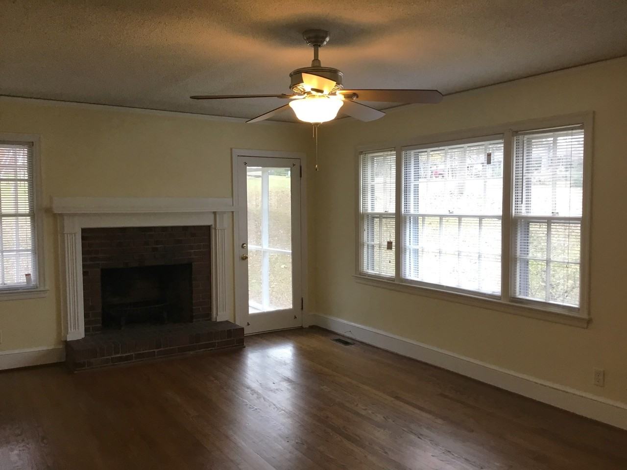 3016 Hilton Rd - Photo 5 of 20