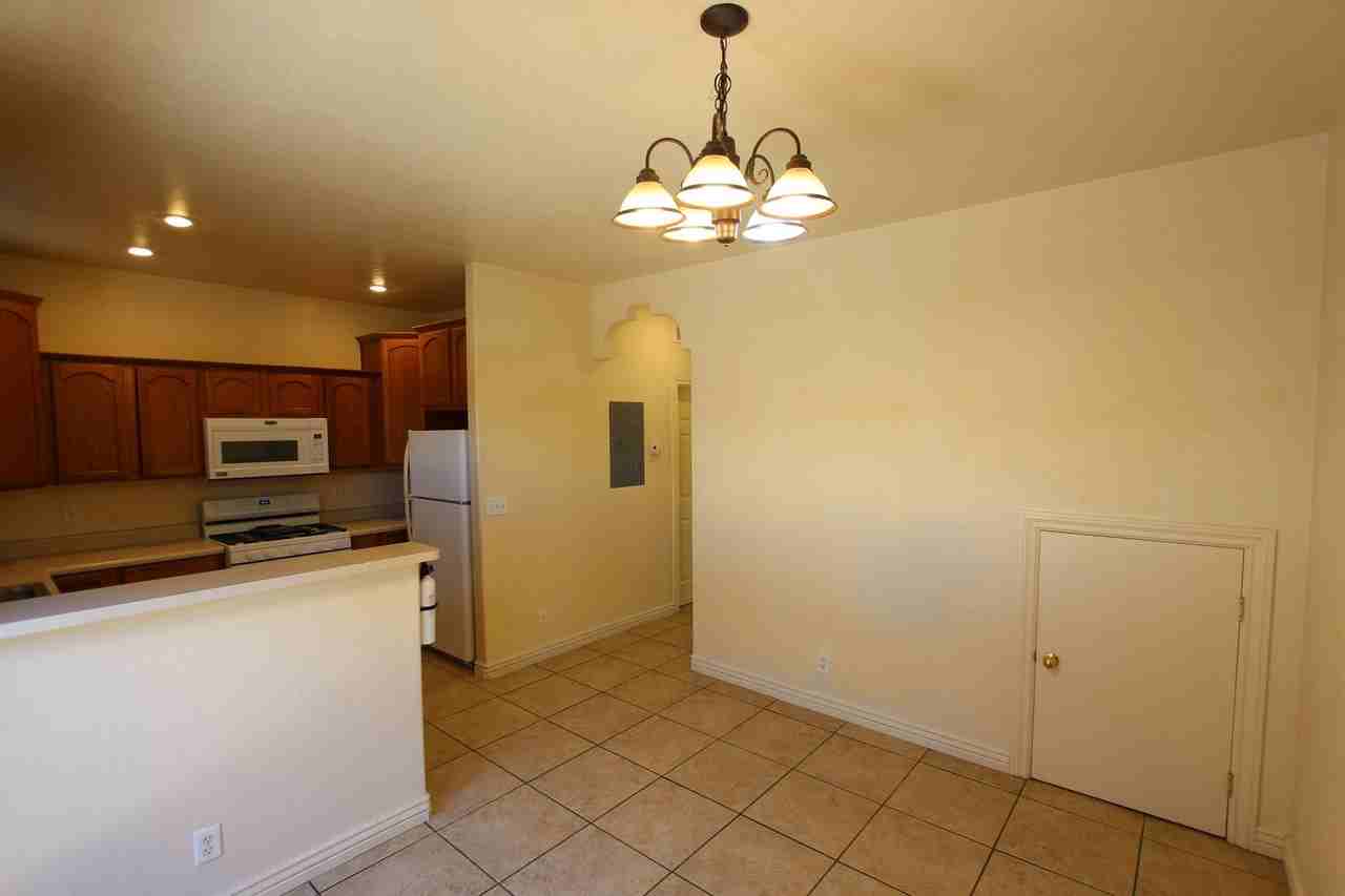 1478 E Ivy Ln - Photo 7 of 28