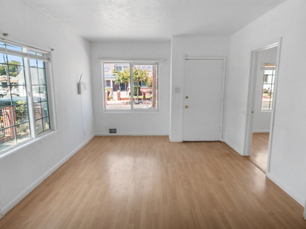 1946 62nd Ave - Photo 2 of 11
