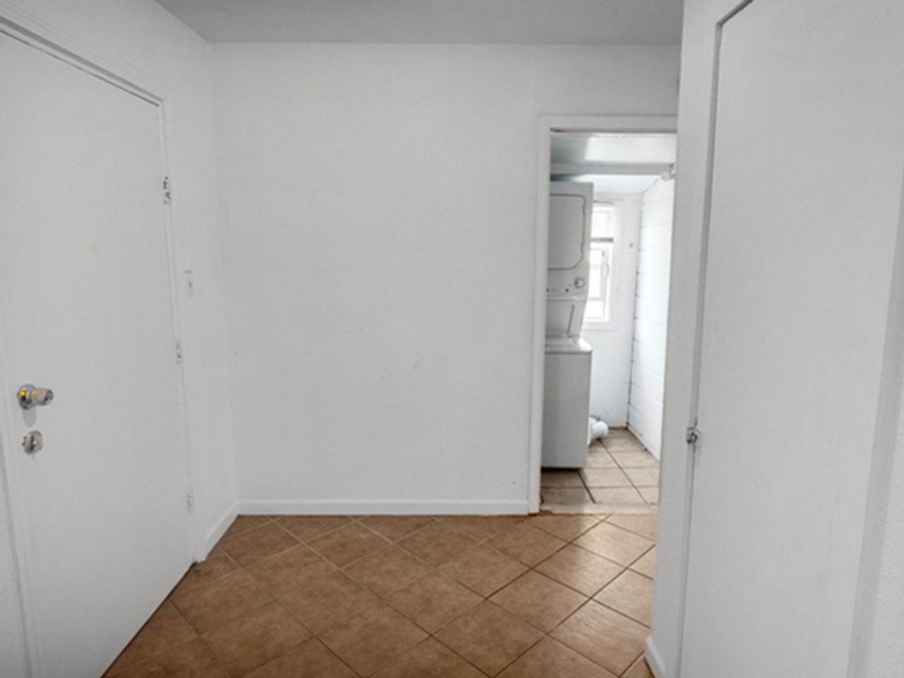 1946 62nd Ave - Photo 7 of 11