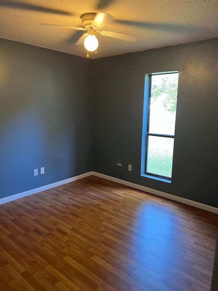 203 Courtney Pl - Photo 6 of 13