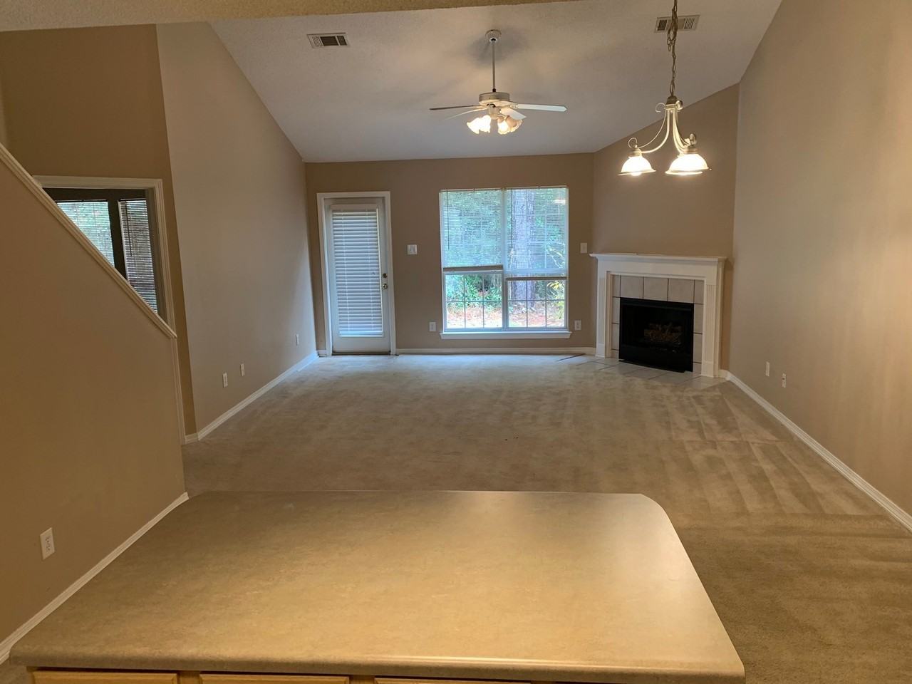 755 Willow Springs Dr - Photo 2 of 14