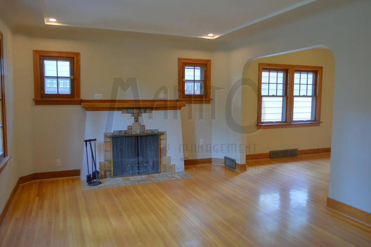 1714 S Maple Blvd - Photo 4 of 25