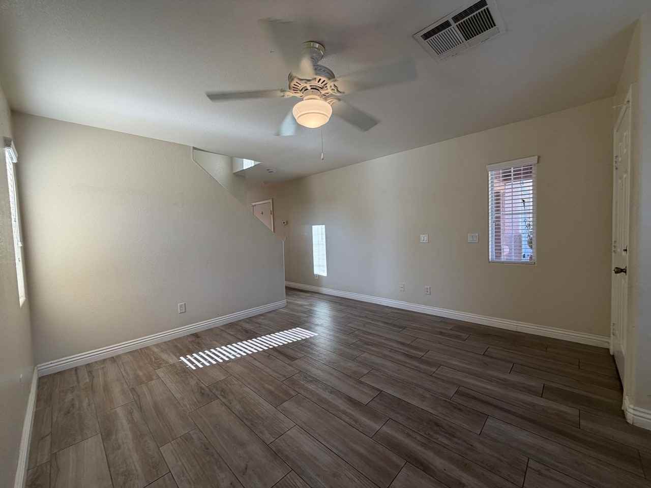10381 Coyote Cub Ave - Photo 3 of 21