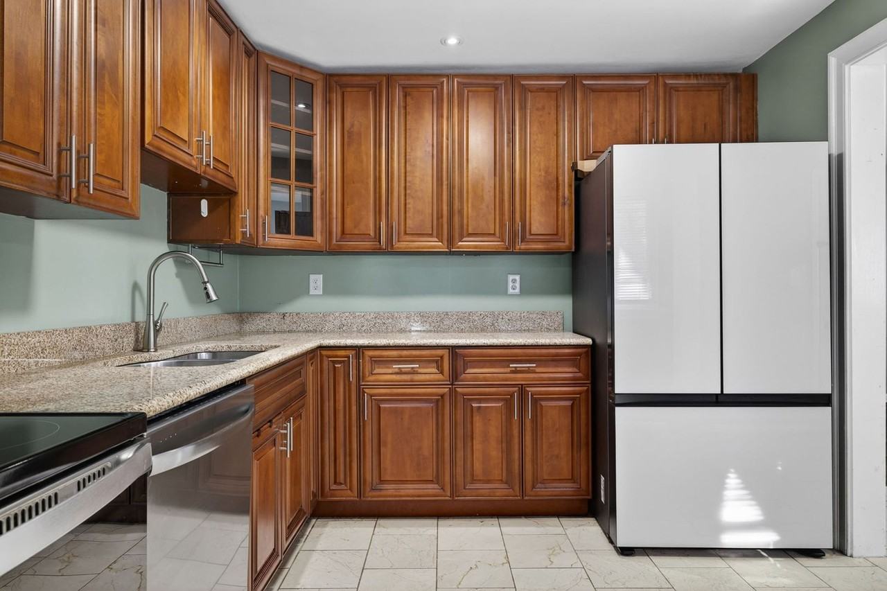 4713 Clintwood Dr - Photo 6 of 19