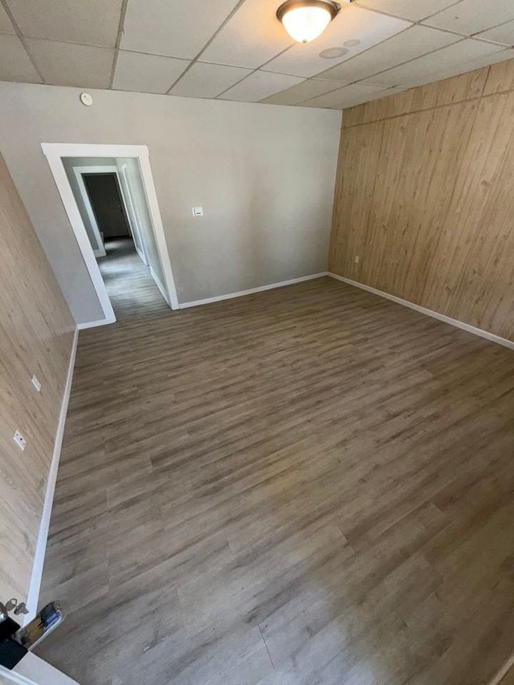 27 E Oregon St - Photo 2 of 6