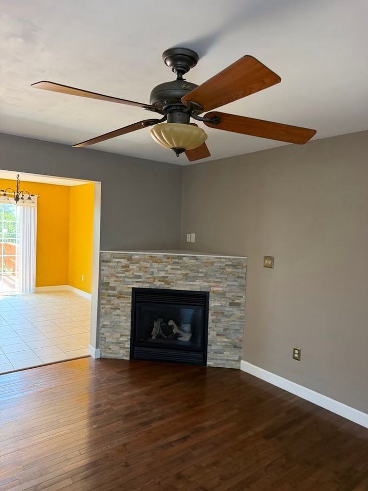 1518 Ridge Ave - Photo 7 of 30
