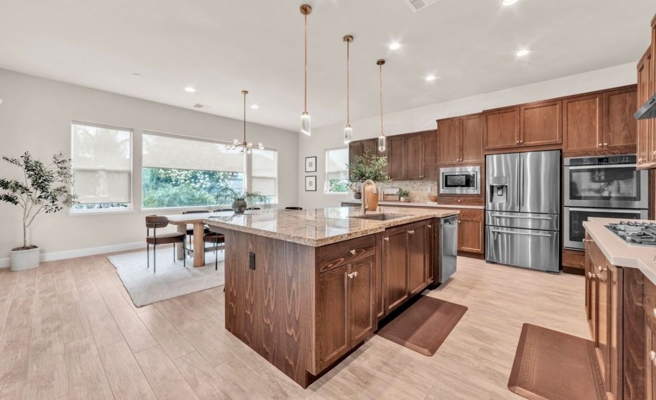 612 Idlewood Pl - Photo 5 of 25