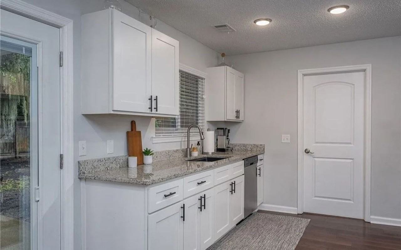 112 Saint Ives Way - Photo 6 of 29
