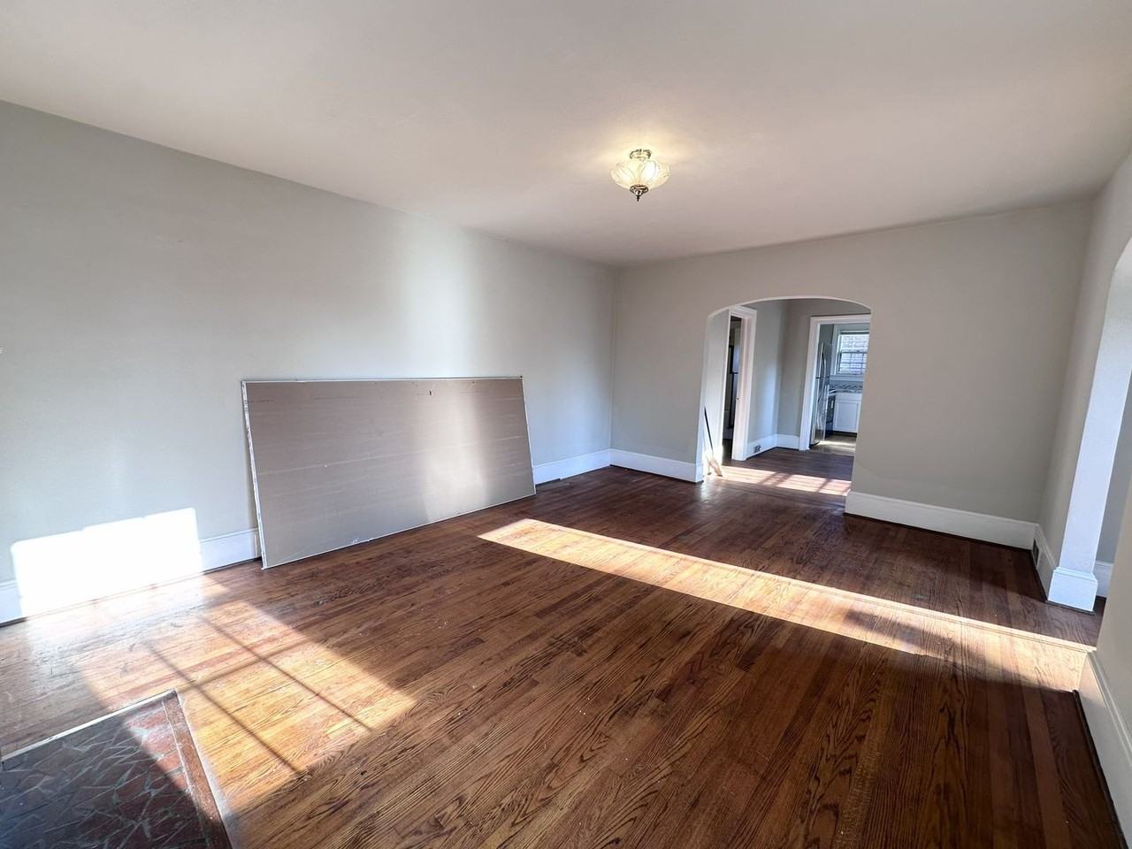 113 Halifax St - Photo 4 of 21