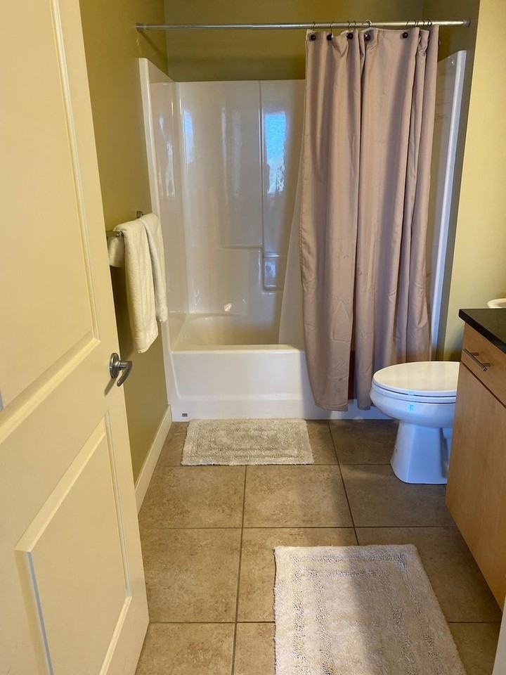 1221 Broad St - Photo 5 of 22